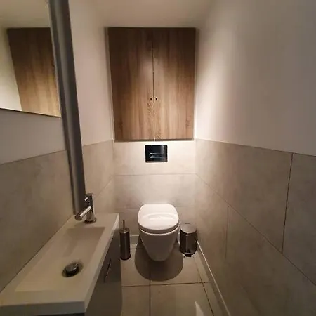 Prázdninový dům Centre Au Calme Jardin Et Parking Public