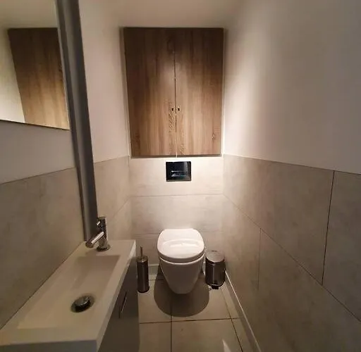 Holiday home Centre Au Calme Jardin Et Parking Public